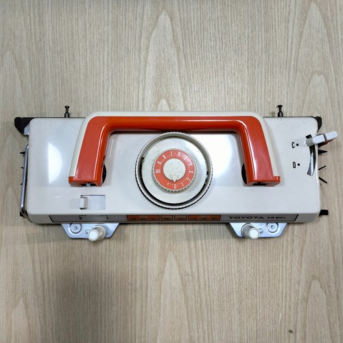 Toyota 901 knitting machine - knitting,