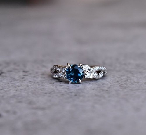 London blue topaz - london,