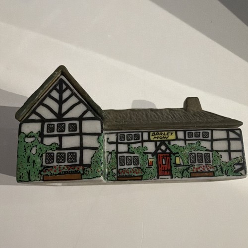 Wade barley mow cottage - wade,