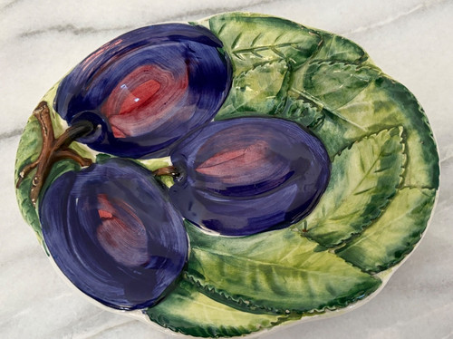 Vintage italian majolica - majolica, plum