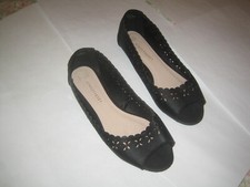Ladies shoes ‘atmosphere ‘ – size 4 – black – good condition