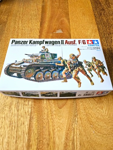 Tamiya panzer kampfwagen - tamiya, 1:35