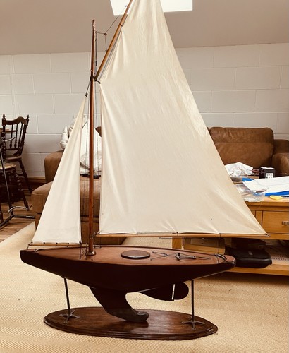 1930s large pond yacht - large,