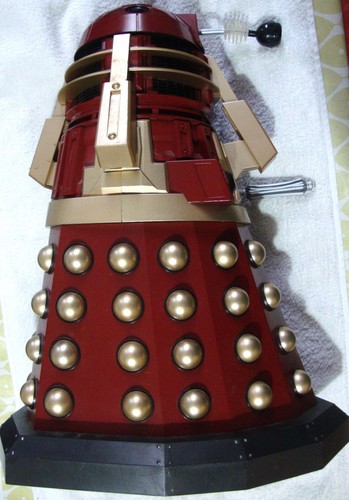 Supreme dalek tall rare - 18",