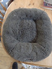 Cat Cushion ( Omlet brand) Very good condition.