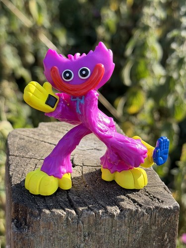 Dark pink huggy wuggy - dark,