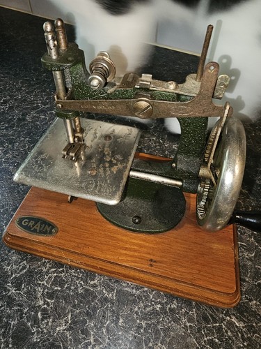 Vintage 1950s grain green - vintage,