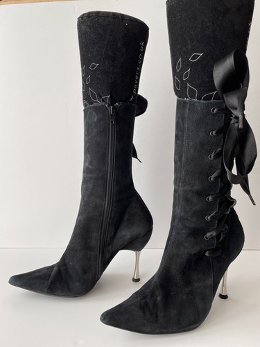 Red dead suede - red, boot