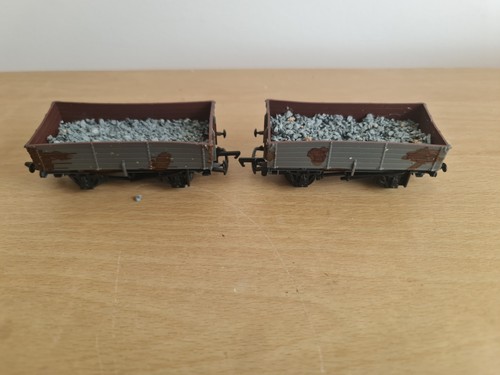 Set two mineral wagons - ,