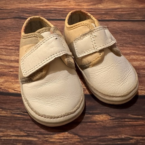 Baby burberry classic design - burberry,