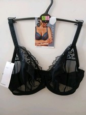 M&S Fabulous Lace Embroidered