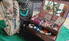 Beaded Necklaces Bracelets Etc Good Condition Bundle Job Lot Modern Jewellery