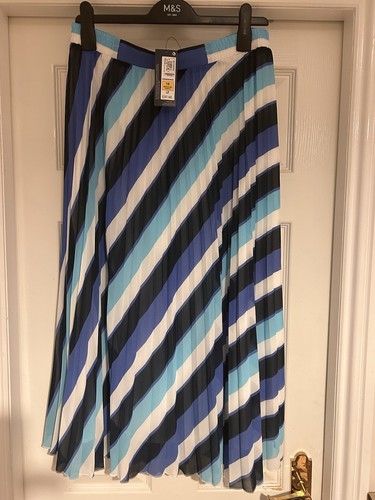 New s women - m&s, size