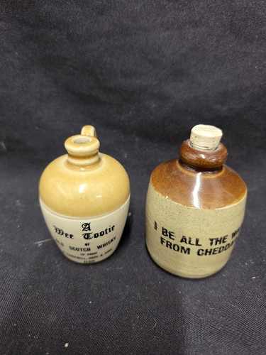 Small stoneware jugs - stoneware, from