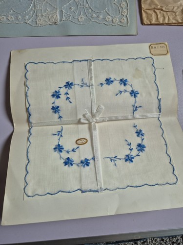 Vintage embroidered lace - vintage,