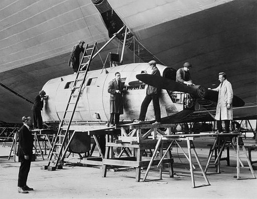 Gondola huge british dirigible - huge,