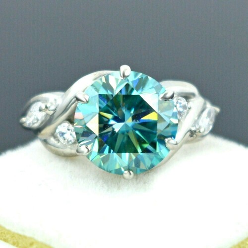 Blue treated diamond - 4,