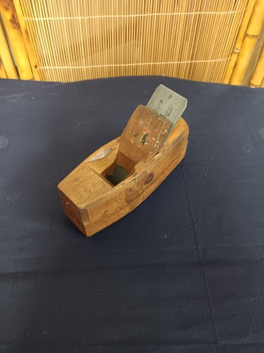 Vintage small wooden block - wooden,