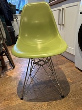 Vitra Eames DSR Chair in