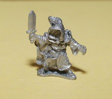 Essex Miniatures - Fantasy Fan