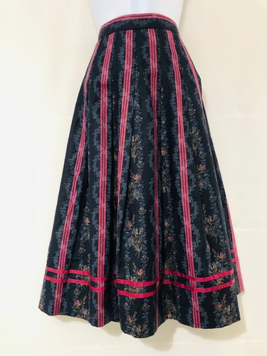 Vintage skirt size floral - skirt,