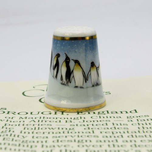 Thimble collectors club - thimble,