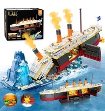2 in 1 Titanic Ship Building