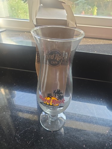 Hard rock cafe - hard,