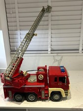 Fire Engine Battat - Large
