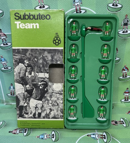Subbuteo c100 team - subbuteo,