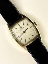OMEGA 9ct Gold Ladies Vintage