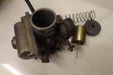 Yamaha DT175 1979 Mikuni carb
