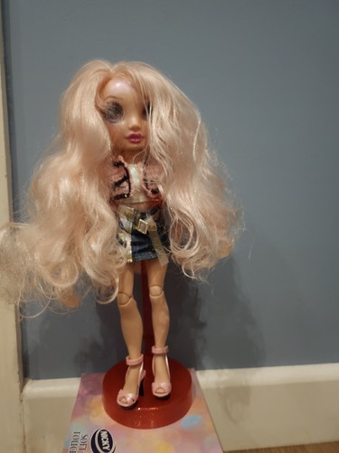 Bella parker rainbow high - bella, doll