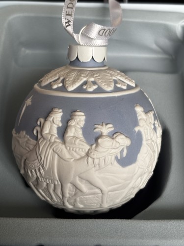 Wedgwood blue jasperware - wedgwood,
