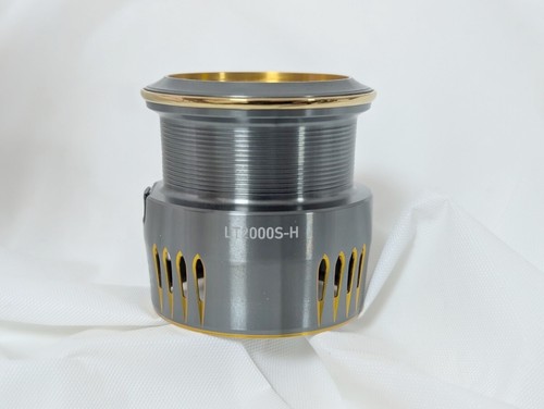 Daiwa airity lt2000s h - 23,