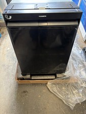 CARAVAN / MOTORHOME DOMETIC