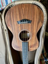 Taylor GS Mini Bass KOA Acoustic Electric Bass