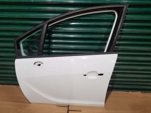 2013 vauxhall meriva front - meriva,
