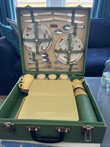 Vintage brexton picnic - vintage, hamper