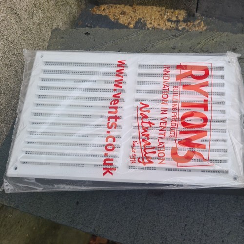 Rytons 9x6 louvre ventilator - 9x6,