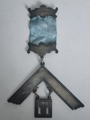 Antique 1942 masonic past - antique,