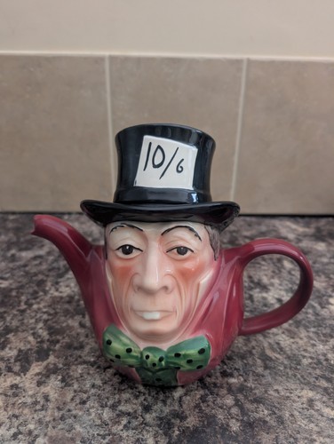 Large tony wood mad hatter - large,