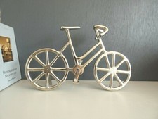 Freestanding Aluminium