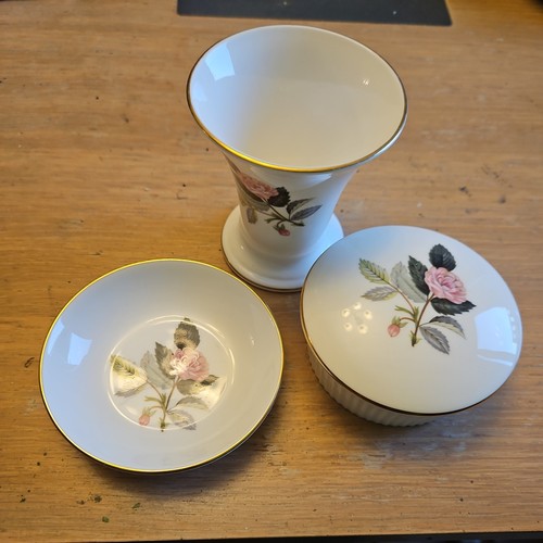 Wedgewood hathaway rose - wedgewood,