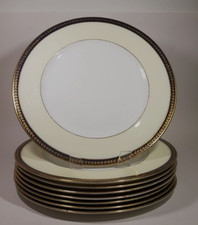 8 Dinner Plates English Bone