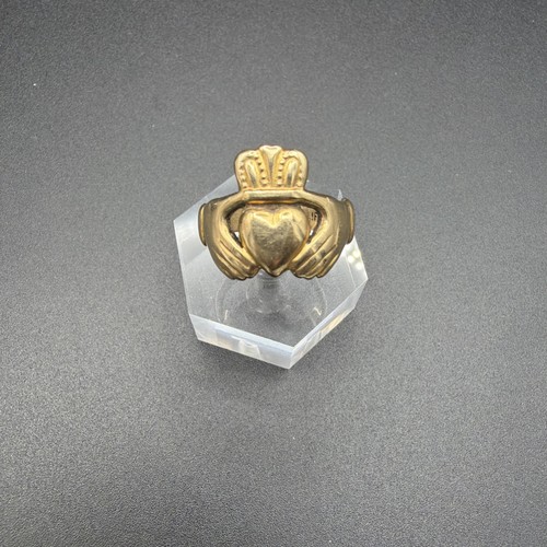 Vintage 9ct gold claddagh ring - 9ct,