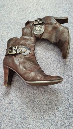 Lotus ankle boots size - size, 5