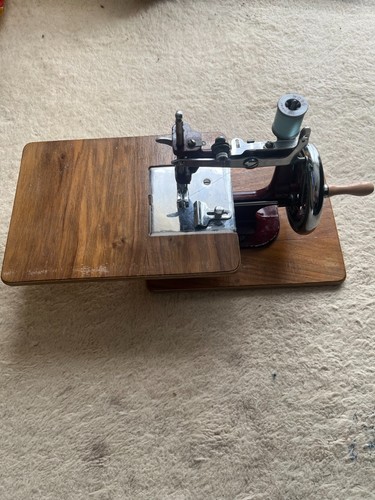 Essex miniture sewing machine - sewing,
