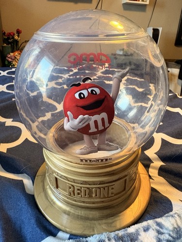 Red one snow - m&m, popcorn