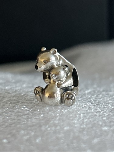 Authentic pandora hugging - authentic,
